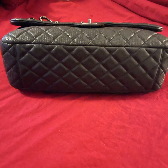 Classic Chanel Single Flap Quilted Lambskin Jumbo - Picture 10 of 10